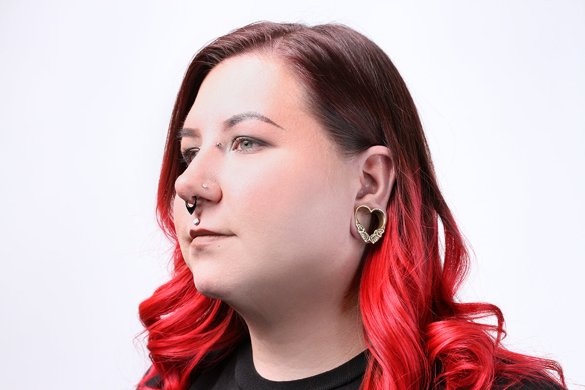 Golden Skull Heart Tunnels - (Pair) - PSS256