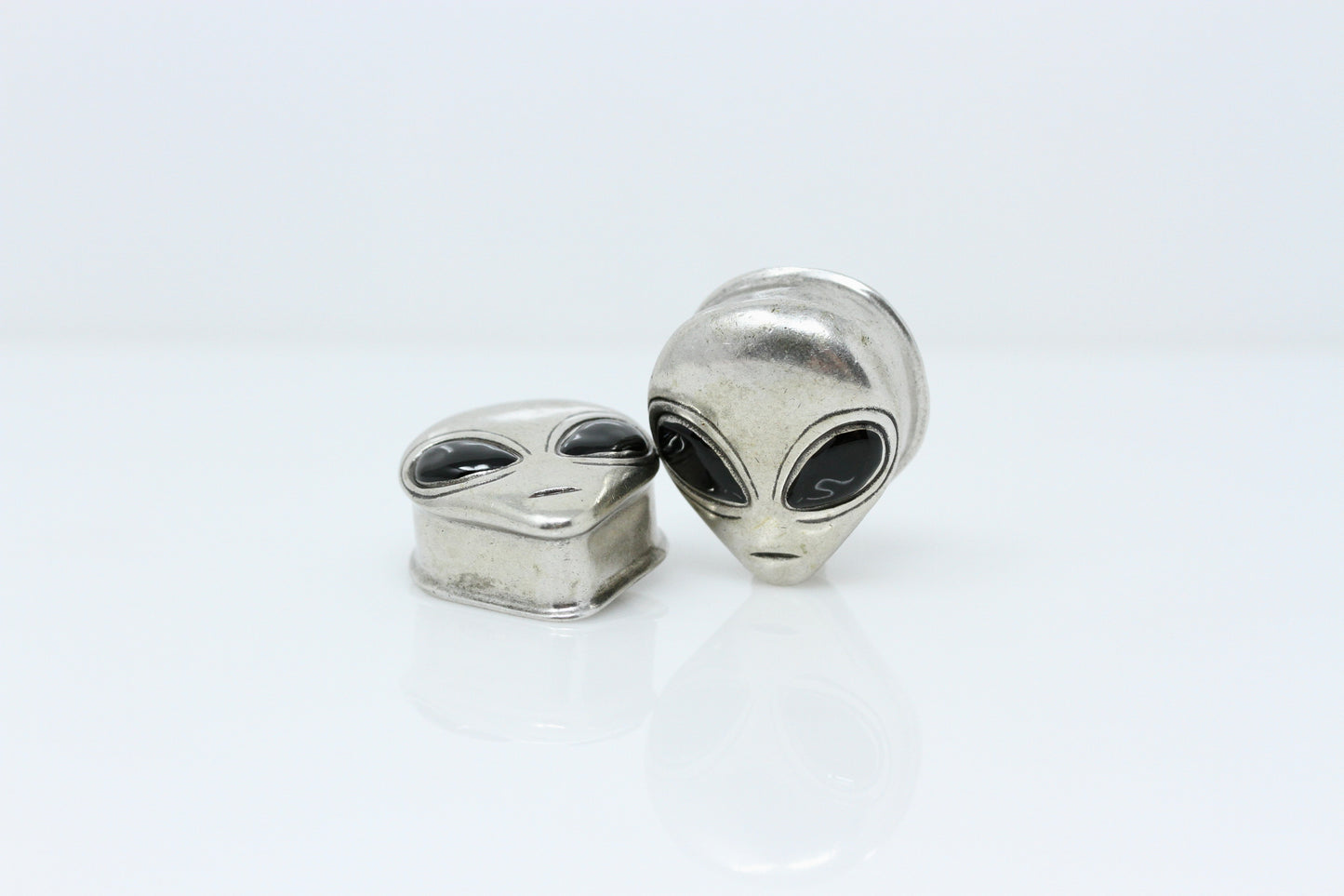 Alien Stainless Steel Plugs (Pair) - PSS260