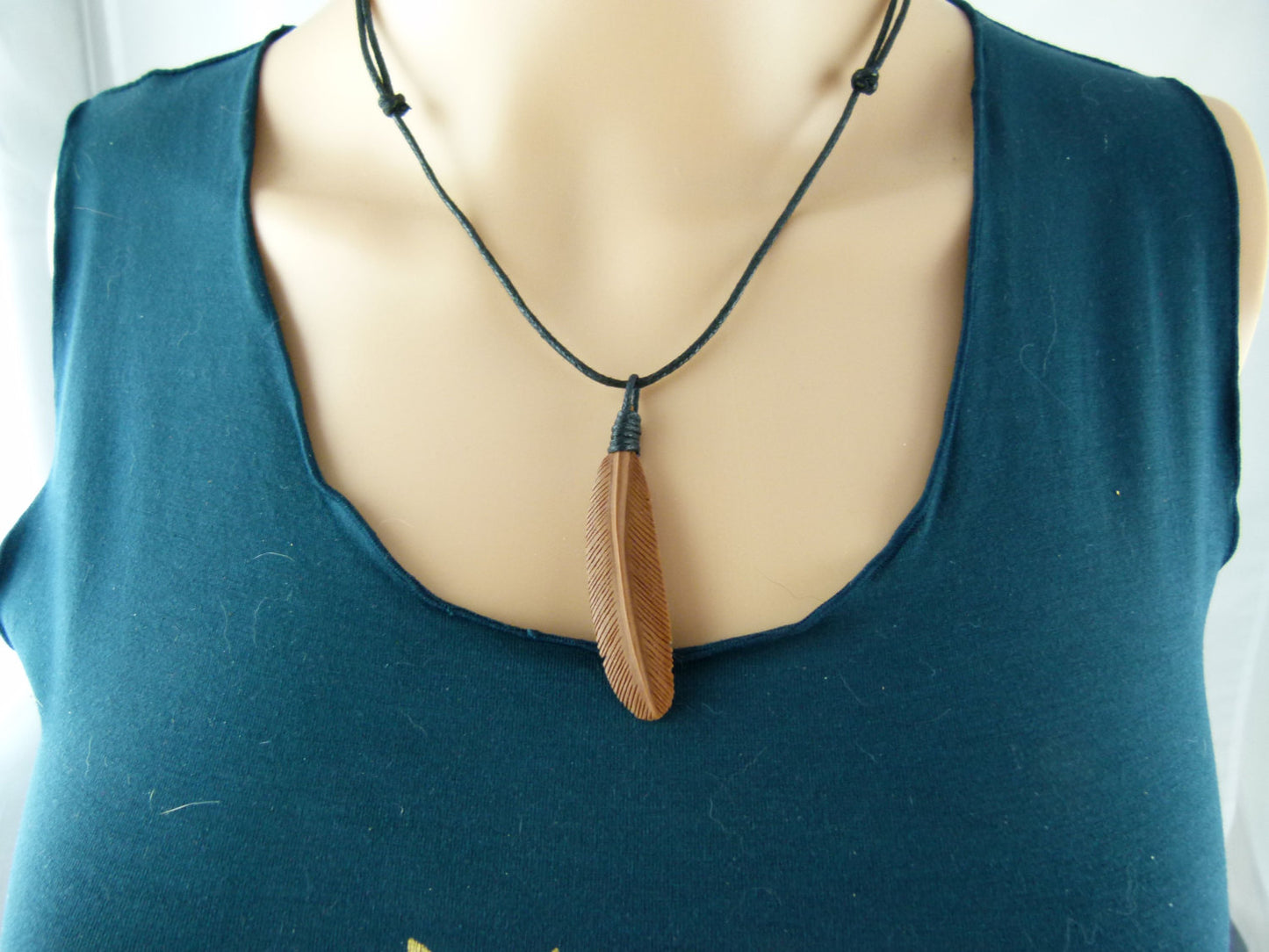 Brown Feather Necklace - Wood Carved Necklaces - Z010