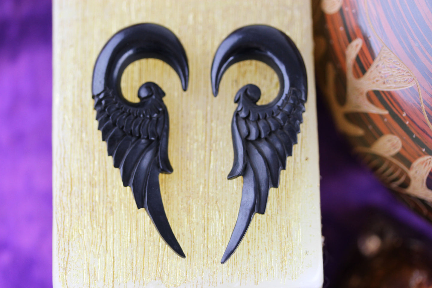 Horn Wing Hanger Plugs - Pair 3