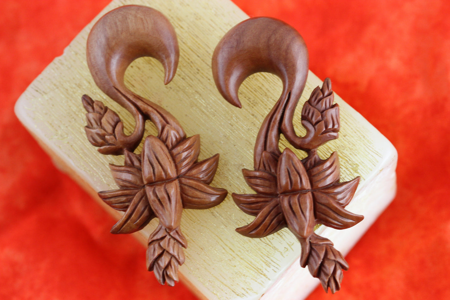 Wood Flower Hanger Plugs - Pair 3