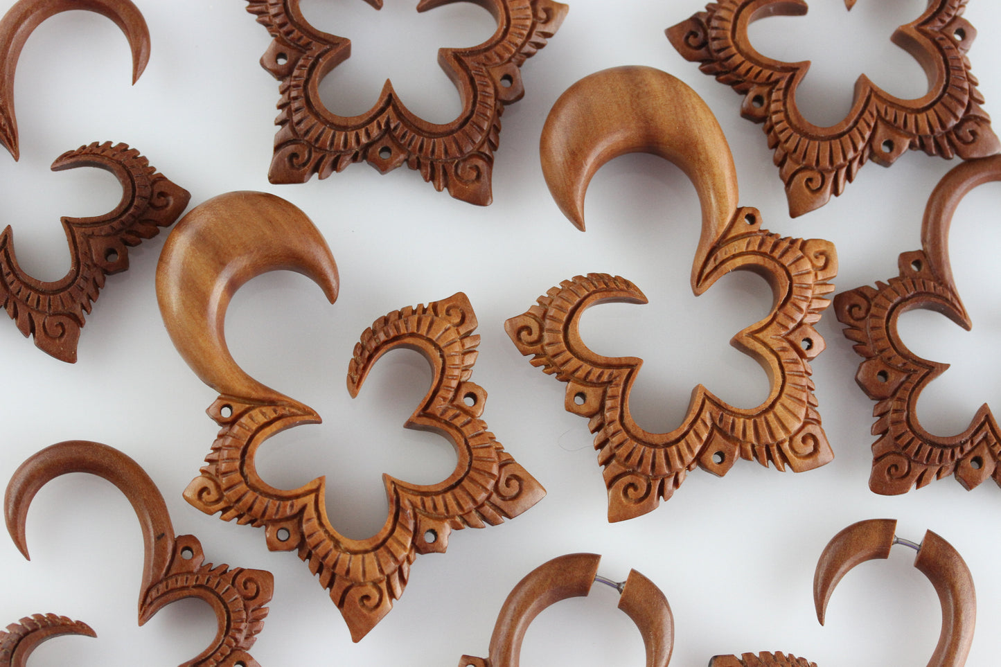 Wood Star Hanger Plugs - Group 2