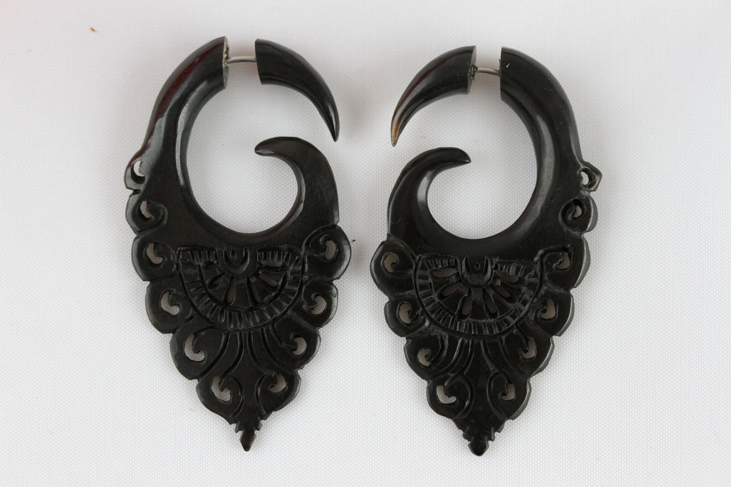 Horn Hanger Plugs - Fake Pair