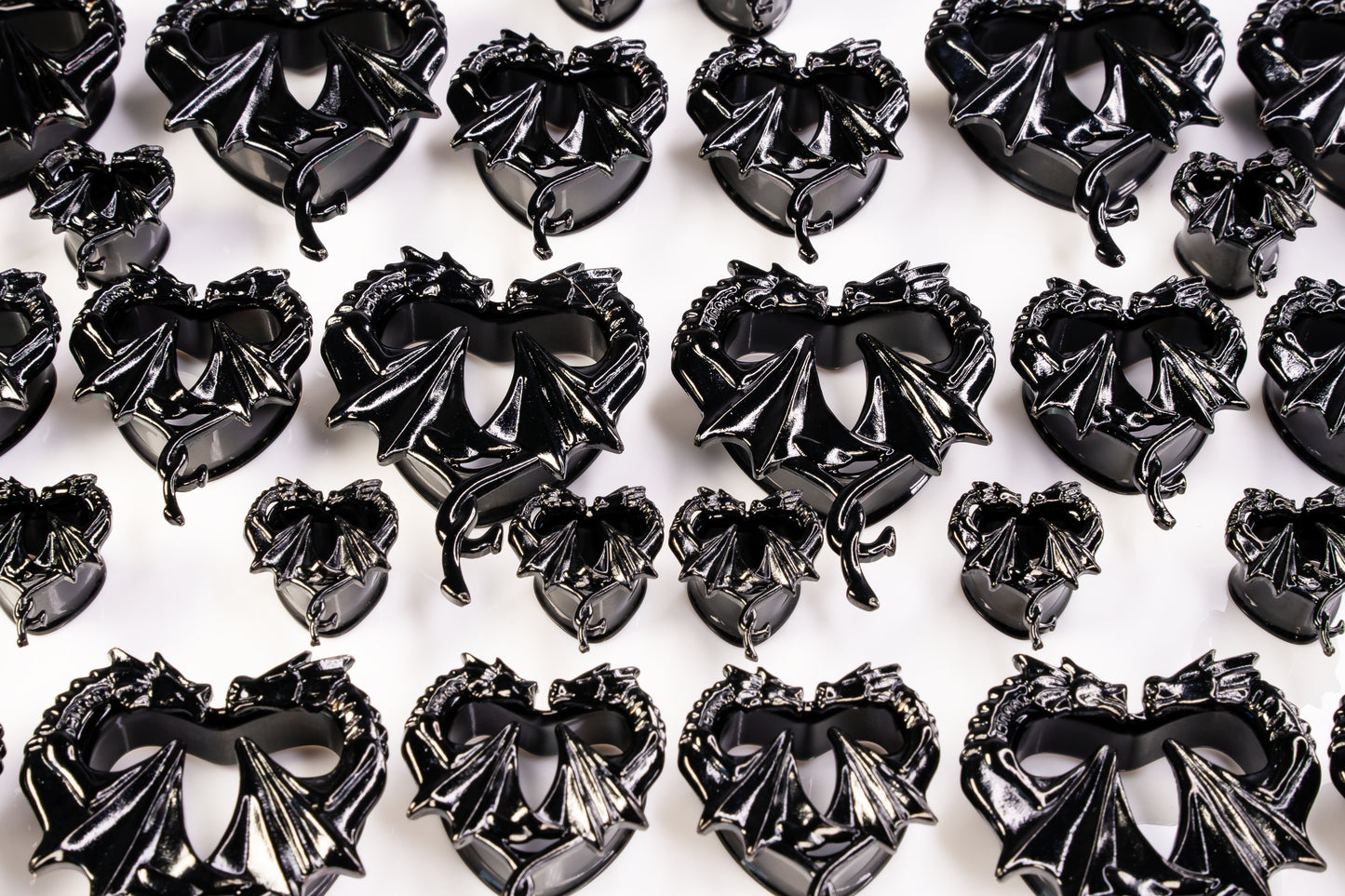 Black Dragon Heart Plugs (Pair) - PSS119