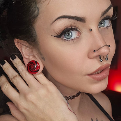 Black and Red Pinwheel Glass Plugs (Pair) - G066