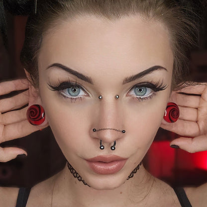 Black and Red Pinwheel Glass Plugs (Pair) - G066