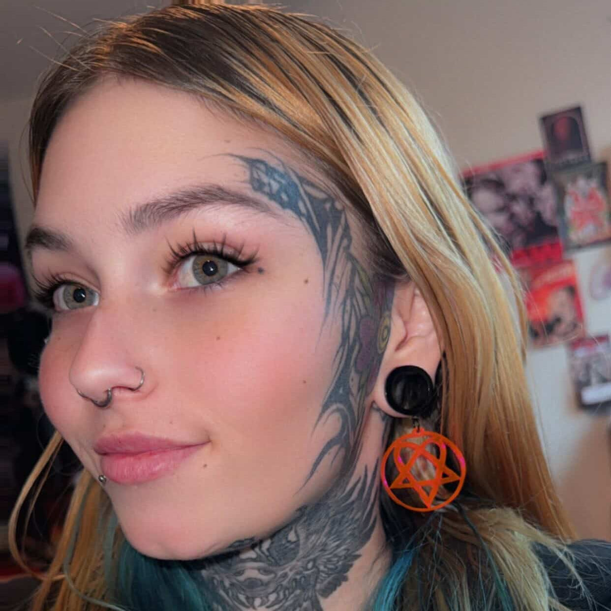 Heartagram Stainless Steel Danglers - Screw on Tunnel (Pair) - TF134