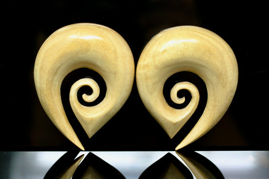 Maori Hangers - Carved Wood (Pair) - E013