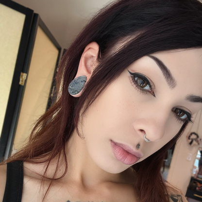 Grass Quartz Teardop Plugs - (Pair) - PH95