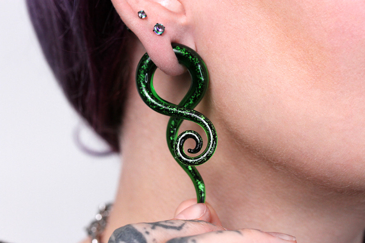 Evergreen Glass Twisters (5mm - 12mm) (Pair) - G010