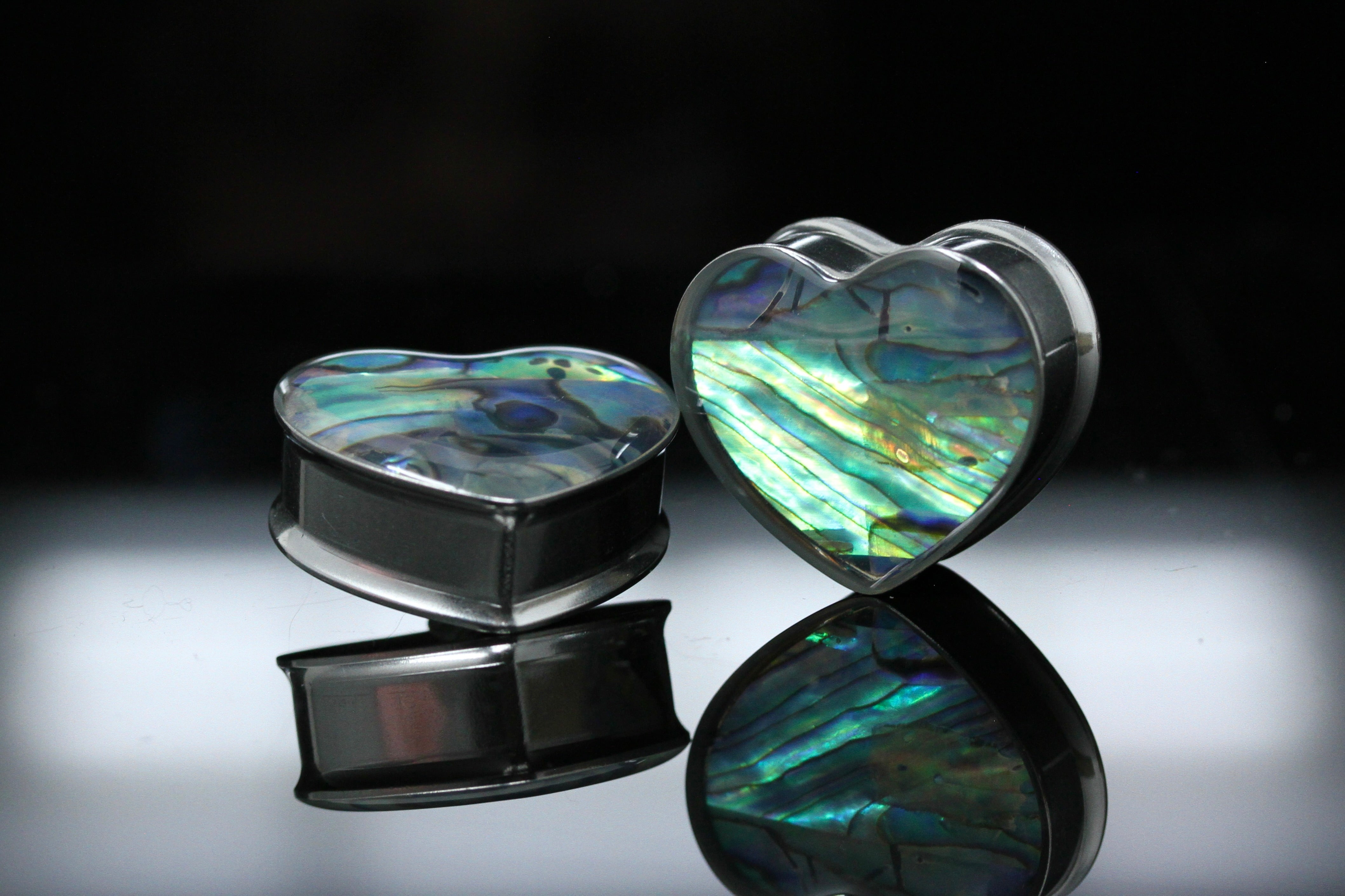 Abalone Shell Heart Plugs - (Pair) - PSS225 – Two Feather Plugs