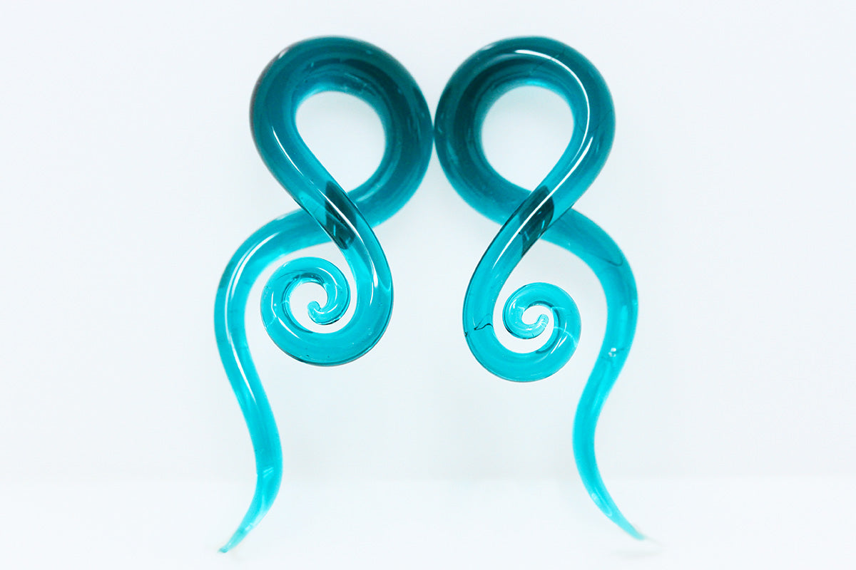 Blue Glass Twisting Hanger Plugs (5mm - 14mm) (Pair) - G002