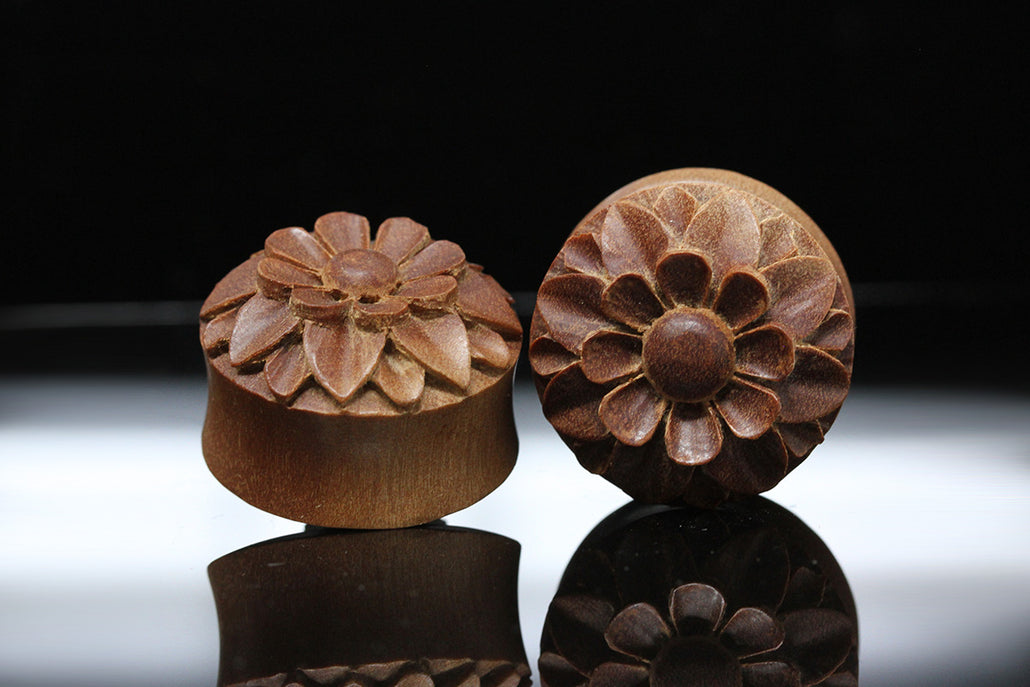 Flower Stretching Plugs - Ear Stretchers - (Pair) - PA16