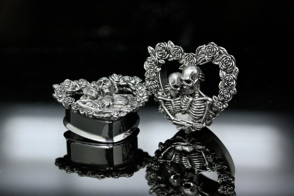 Love you to Death Stainless Steel Tunnels (Pair) - PSS106