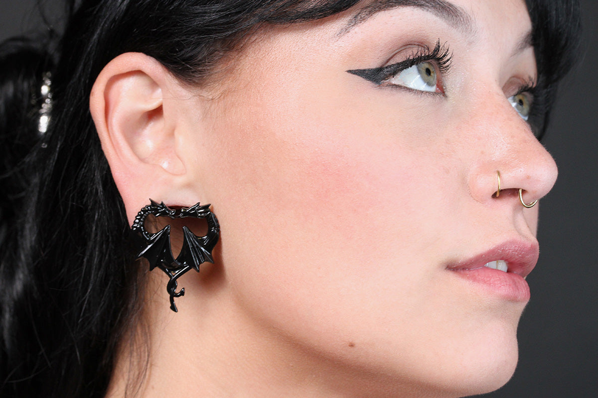 Black Dragon Heart Plugs (Pair) - PSS119