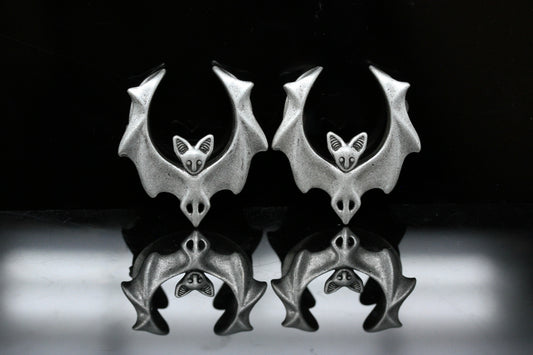 Prince of Darkness Bat Saddles Gold (Pair) - PSS257
