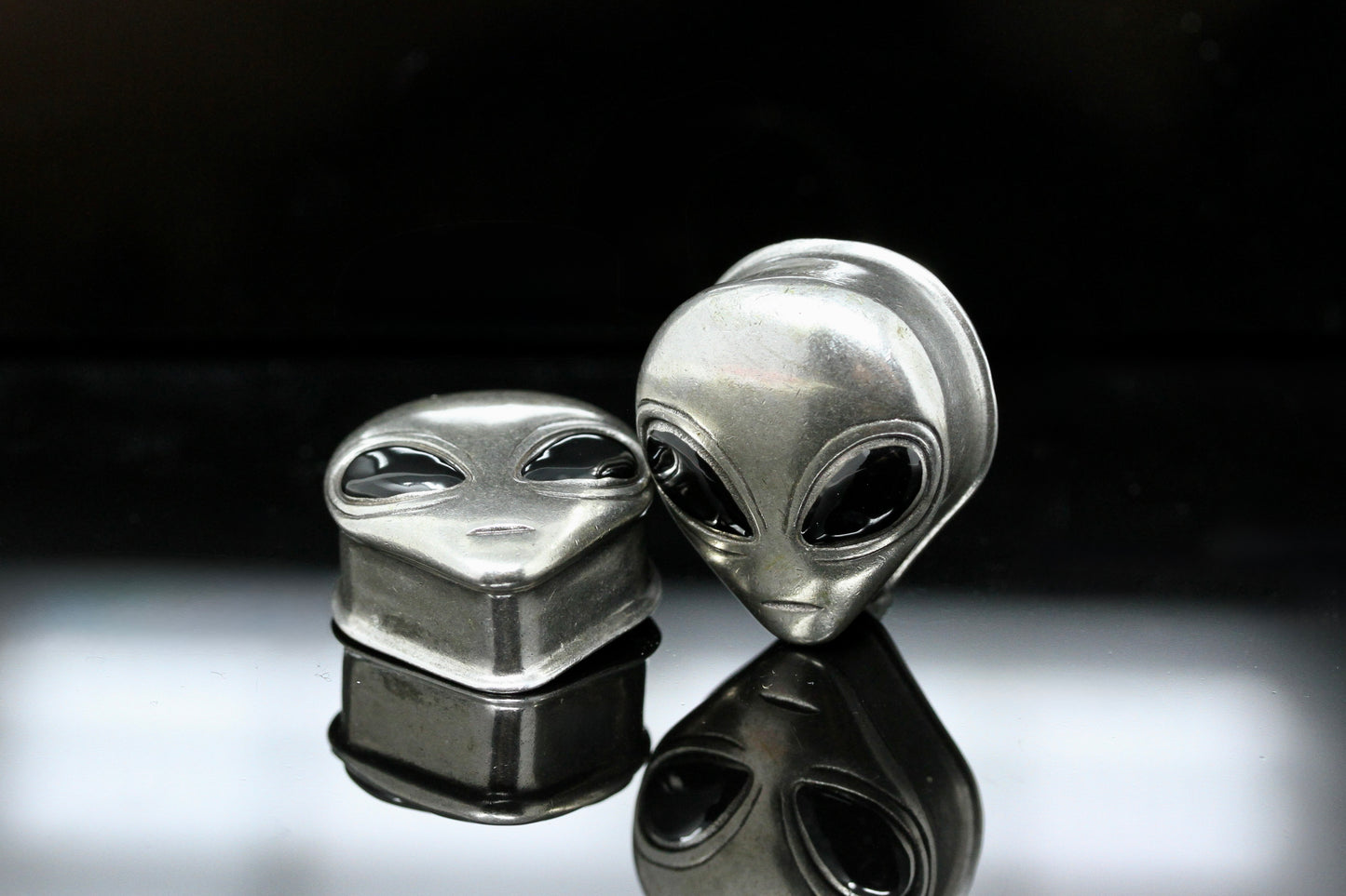 Alien Stainless Steel Plugs (Pair) - PSS260