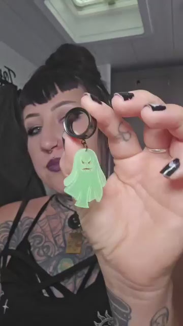 Glow in the dark ghost gauges