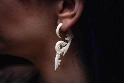 White Bone Hanging Plugs for Stretched Ears (Pair) - C023