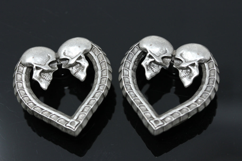 Skull Plug Tunnels