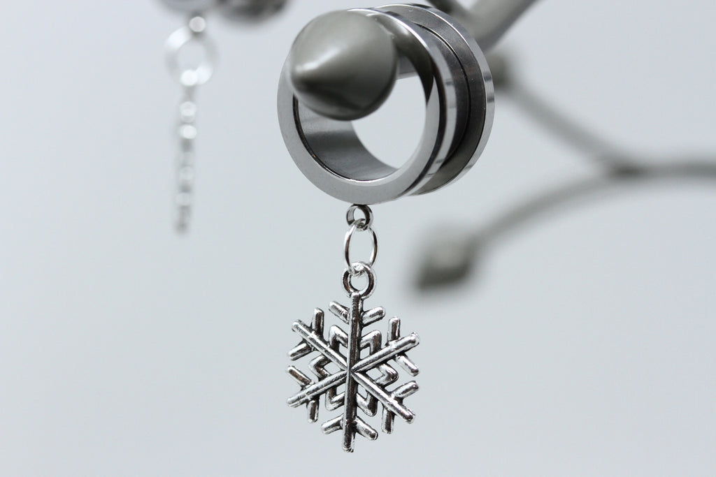 Snowflake stainless steel dangler