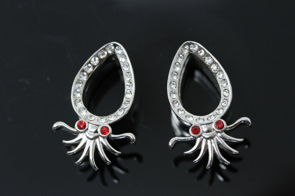 Stainless steel squid plugs