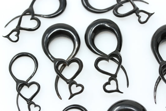 horn hanging heart plugs