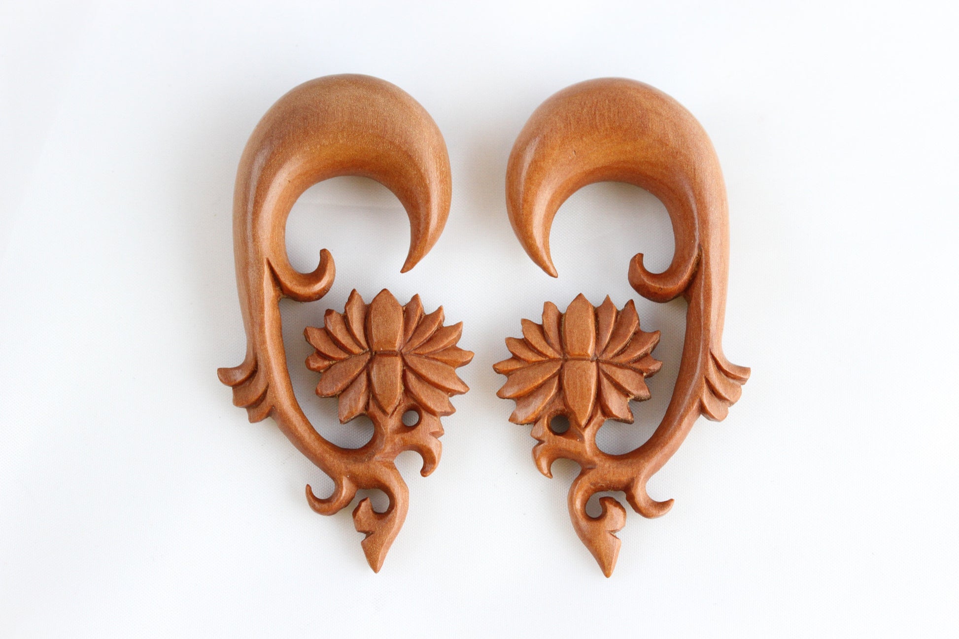 Lotus Stretched Ear Hangers