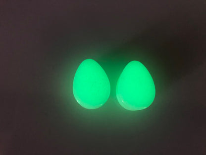 Glow in the dark teardrop shaped plugs- Pair 1