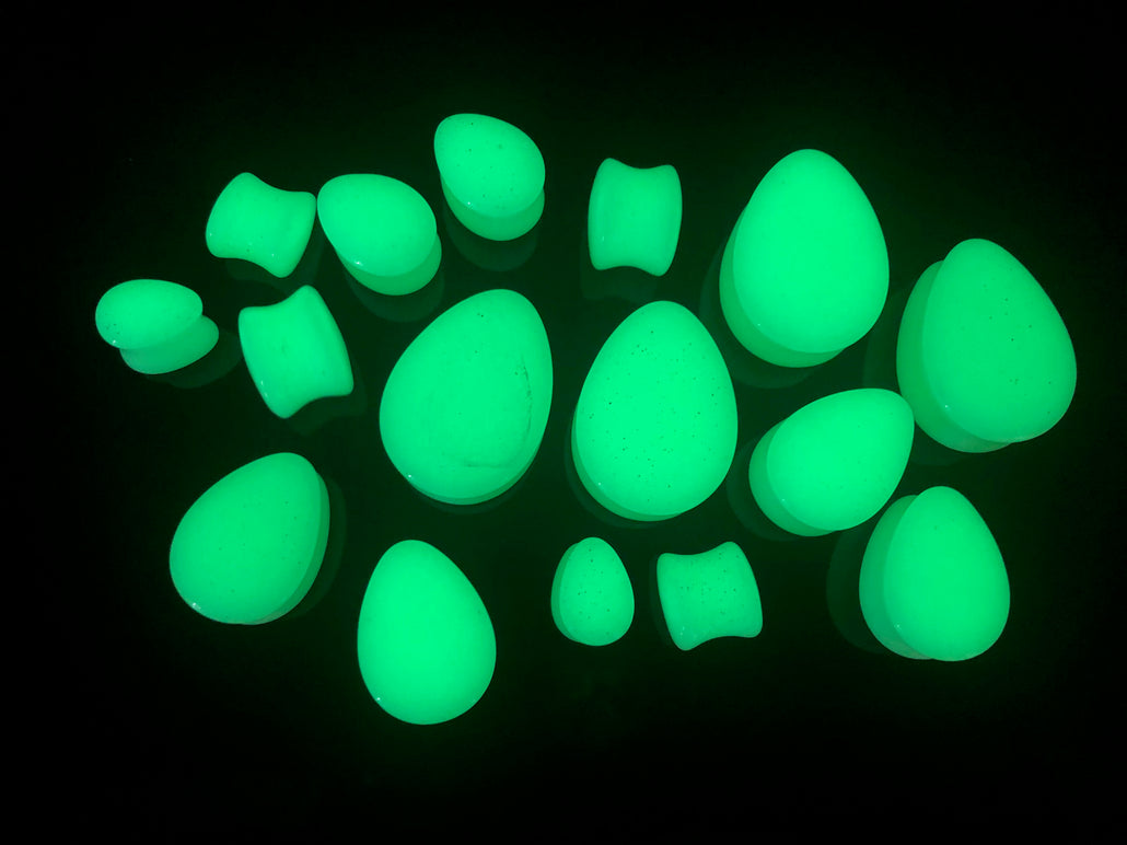 RadioActive Glow Teardrop plugs - Glow in the dark Plugs (Pair) - PH70