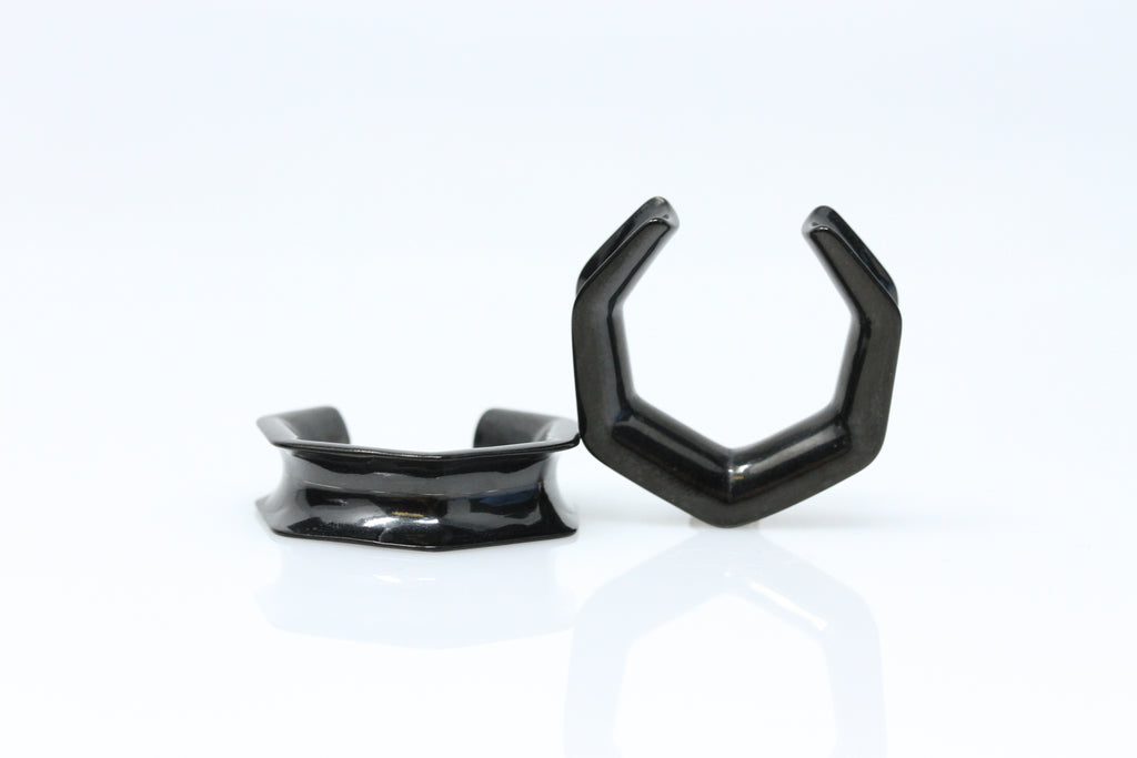 saddle ear gauges