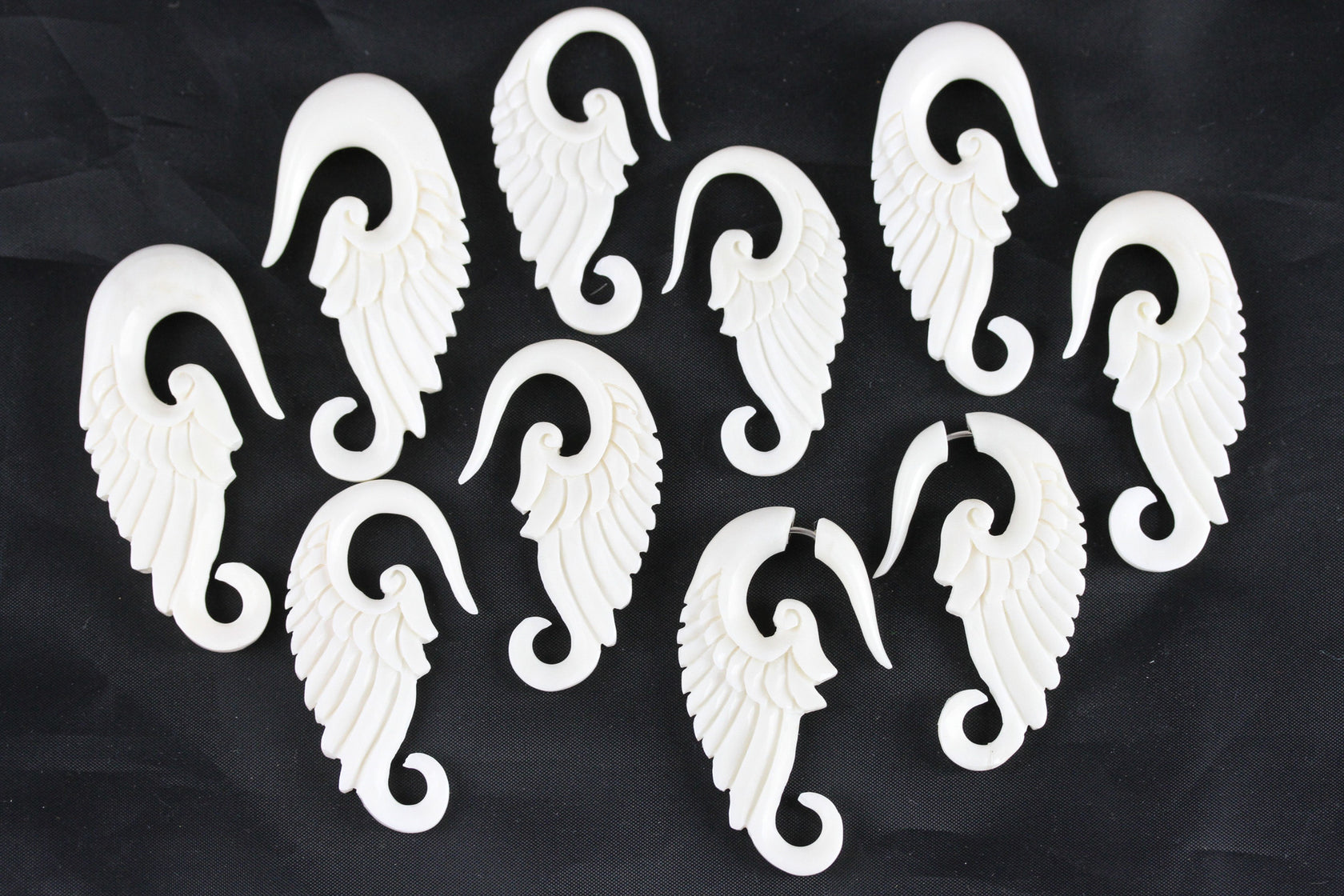 White Wing Plug Stretch Ear Hangers (Pair) C025 Two Feather Plugs