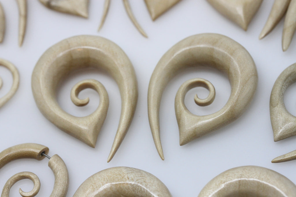 Light Wood Maori Hanger Plugs