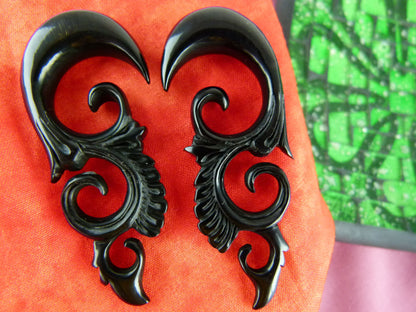 Black Horn Hangers for Stretched Ears