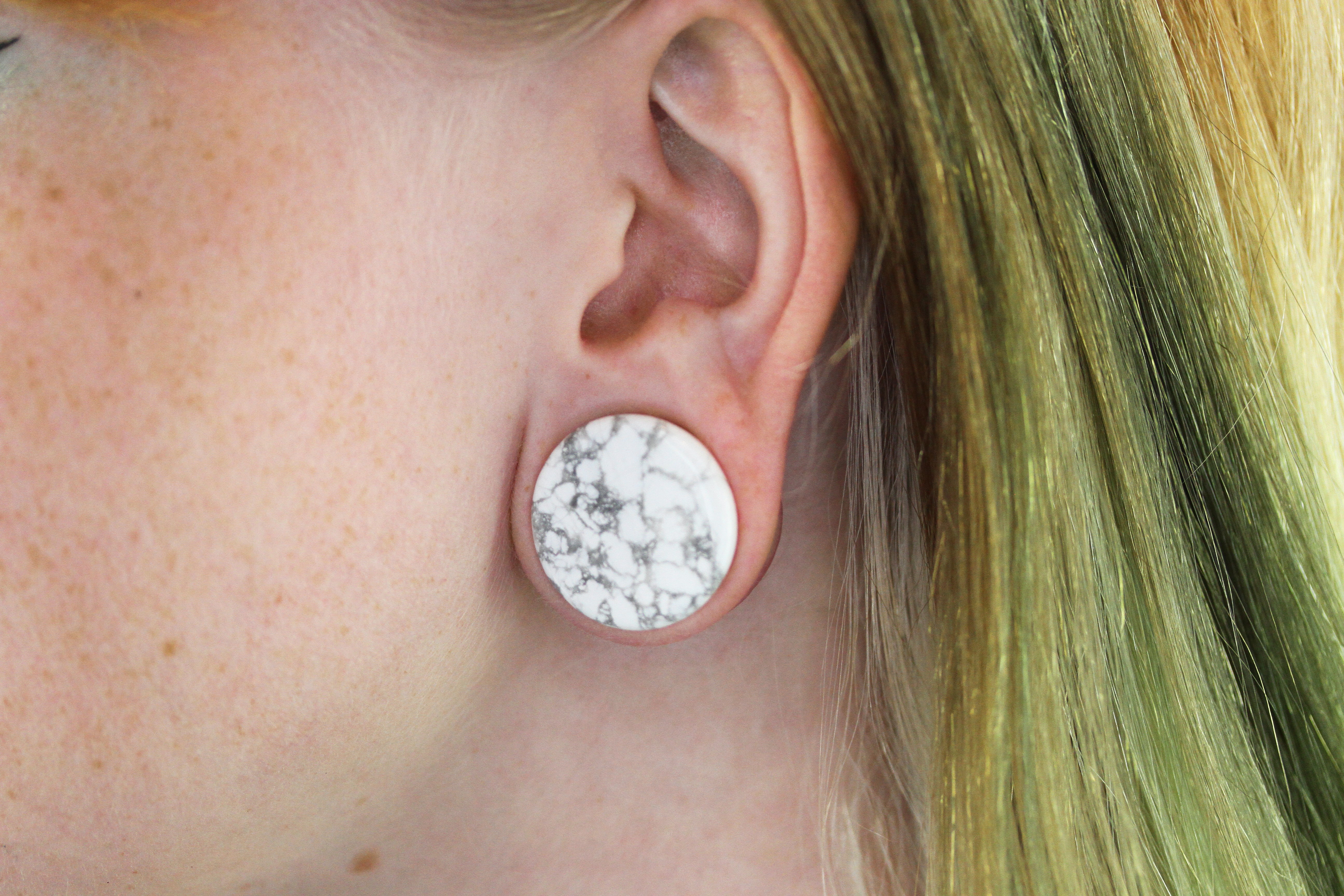 Double Flare Howlite Plugs for stretched ears (Pair) - PH112 – Two
