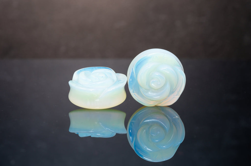 opalite flower glass plugs