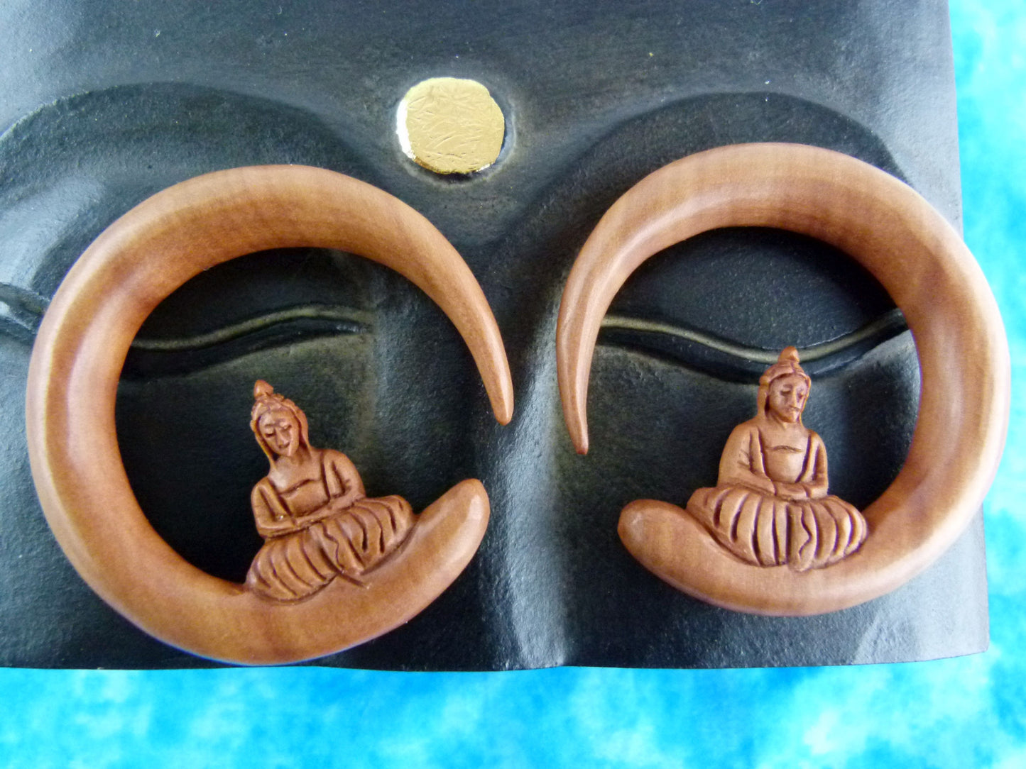 Wood Buddha Stretch Earring Hanger